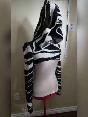 reworked black and white swirly striped hooded sweater